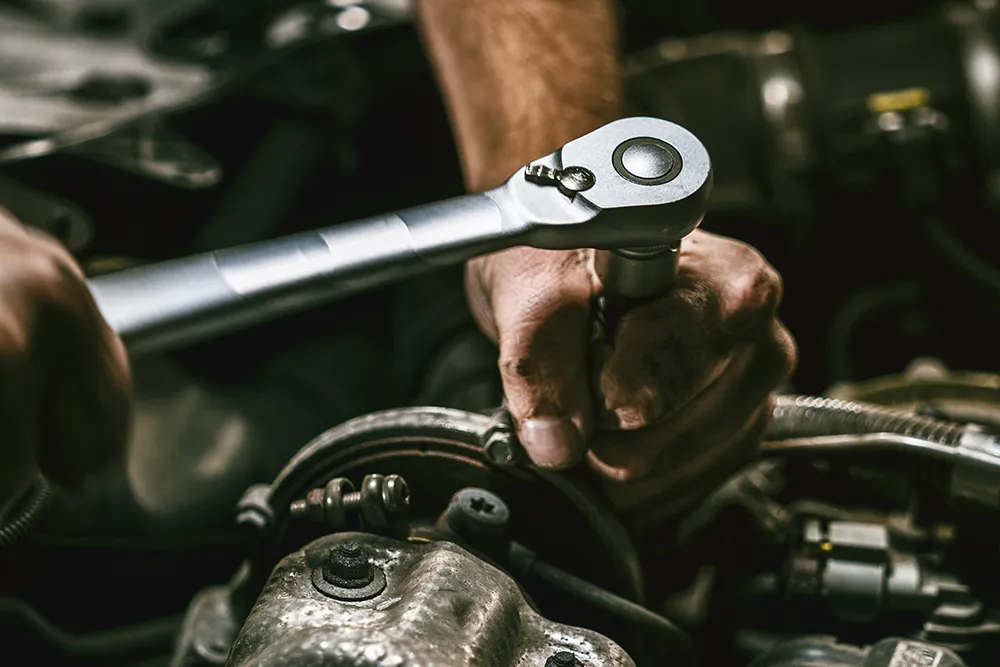 Bring Your Vehicle to Scotty’s Automotive if the Engine Is Knocking